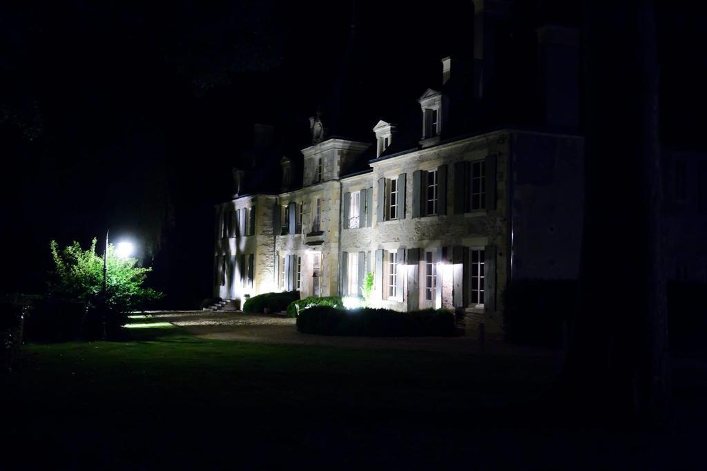 Chateau De Planchevienne Magny-Cours Bagian luar foto
